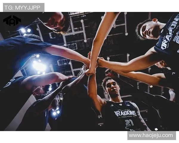 成都篮球队在世界锦标赛积分榜上以92分稳居第一名展现强大实力